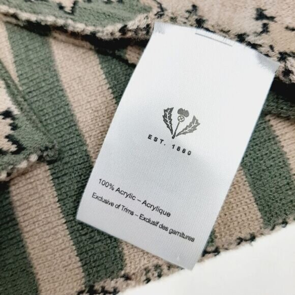 V. FRAAS Fine Knit Reversible Infinity Scarf Stripes Stars & Camo Sz O/S - Picture 6 of 9